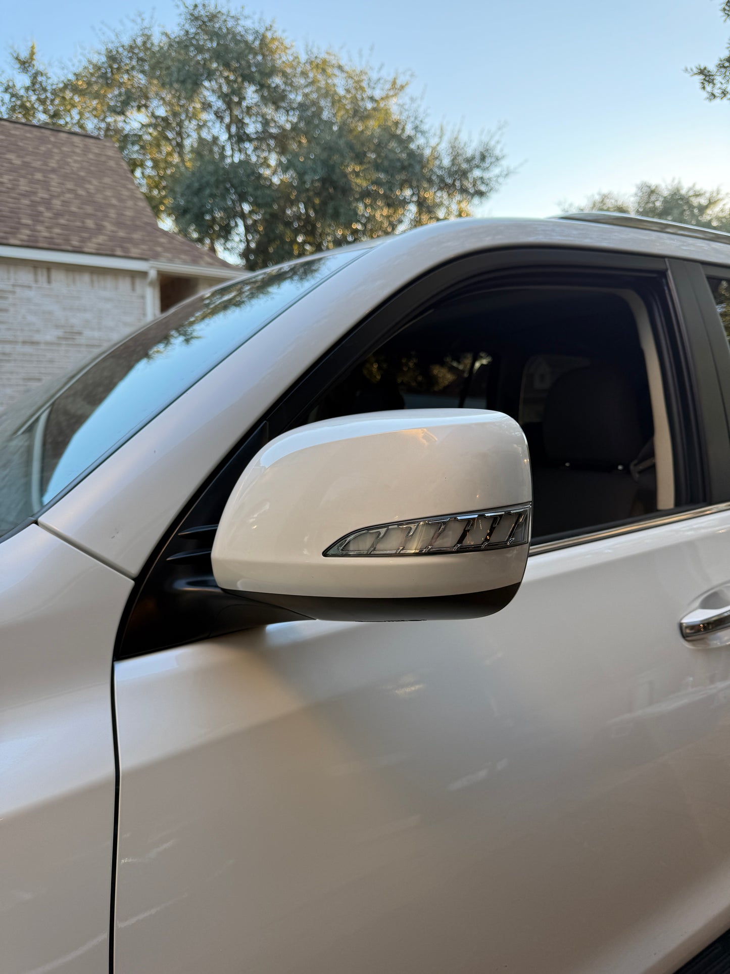 Lexus GX Compatible Mirror Signal Upgrade Set