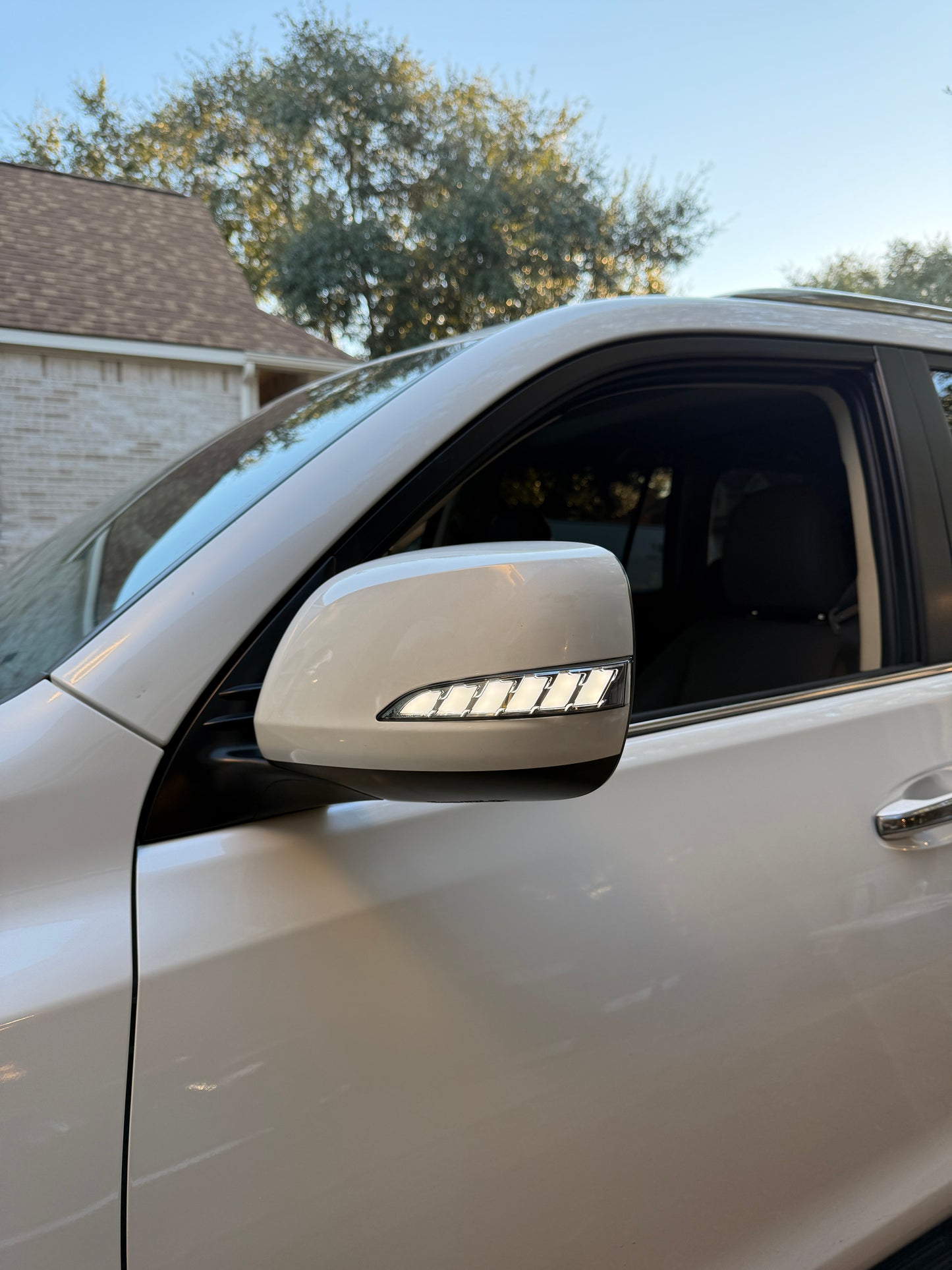 Lexus GX Compatible Mirror Signal Upgrade Set